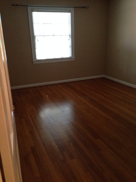 2 beds, 1 bath, $1,600