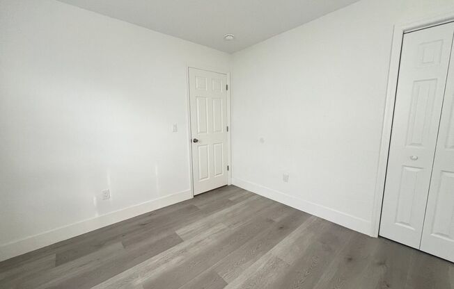 2 beds, 1 bath, 750 sqft, $1,650, Unit 5250-14