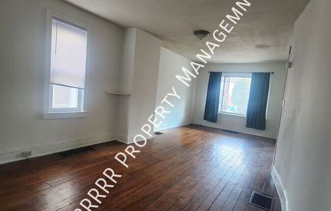 725 2 AVE