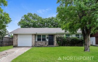 1336 E PARK DR
