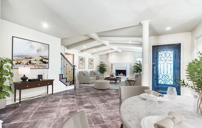 Charming Custom Duplex in Prestigious Preston Hollow, Close to NorthPark