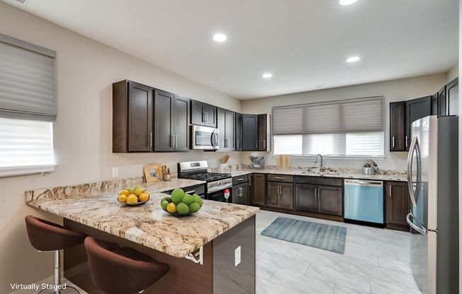 Brand-New 3-Bed, 2.5-Bath Condo: Modern Comfort Awaits!