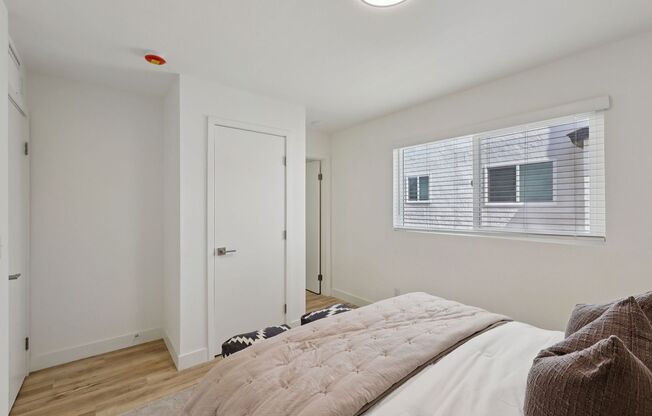 3 beds, 2 baths, 1,210 sqft, $3,745, Unit 202