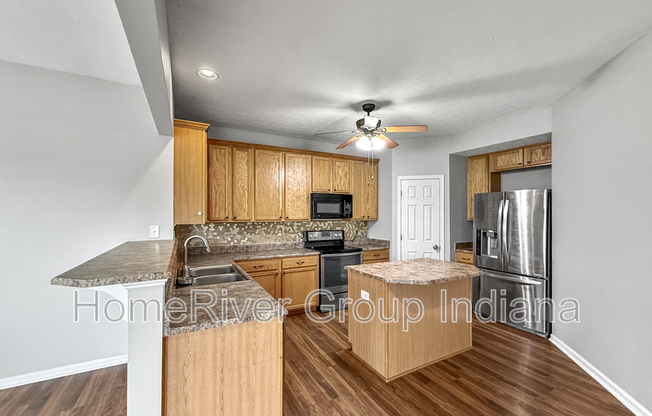 8136 WHEATFIELD CT