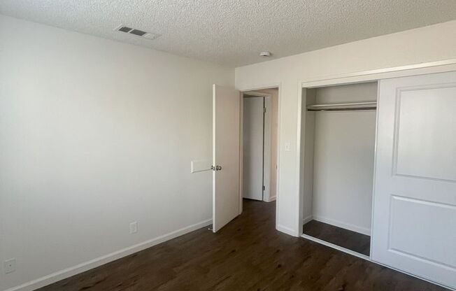 2 beds, 1 bath, $1,200, Unit 1