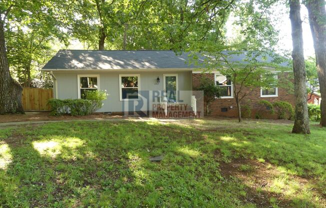 2209 Hathaway Drive