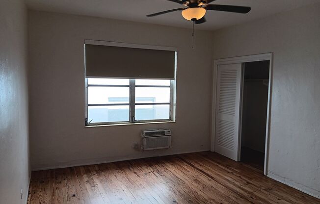 1 bed, 1 bath, 604 sqft, $1,925, Unit 12