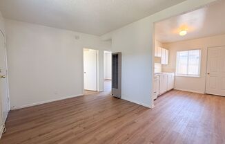 2 beds, 1 bath, $2,095, Unit 1808-E