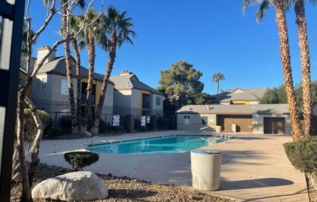 2 beds, 2 baths, $1,375, Unit UNIT 1083