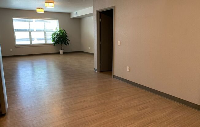 Studio, 1 bath, 734 sqft, $1,495, Unit 308