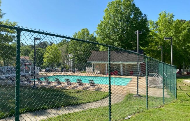 1 Private Bedroom + Bathroom in Shared Condo Near NCSU