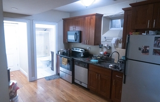 4 beds, 2 baths, $4,000, Unit 1