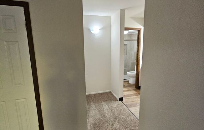 2 beds, 2 baths, 960 sqft, $1,025, Unit 21 - 107