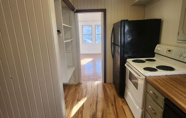 Spacious Two Bedroom Triplex in Mooresville, Indiana