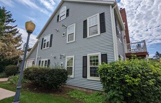 921 Harbor House Dr #2, Madison WI 53719