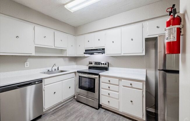 1 bed, 1 bath, 612 sqft, $895, Unit H094