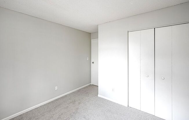 1 bed, 1 bath, 650 sqft, $825, Unit 222