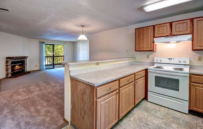 Chambers Creek Vacant Apartment Upgraded Kitchen & Bar
