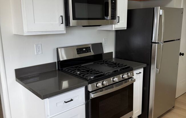 1952 Bellomy St, Santa Clara