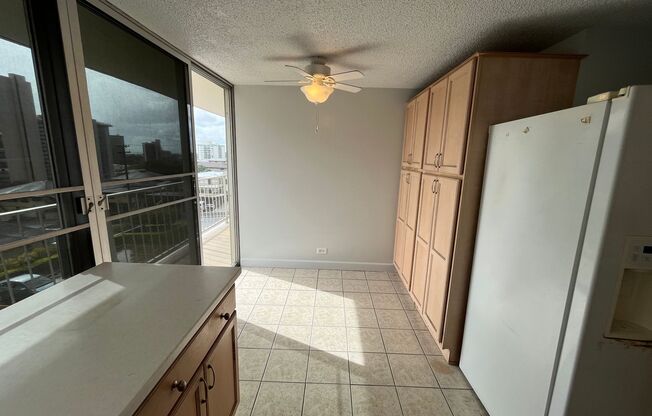 2 beds, 2 baths, $2,600, Unit # 3W