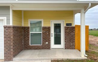 3 beds, 2.5 baths, $1,695