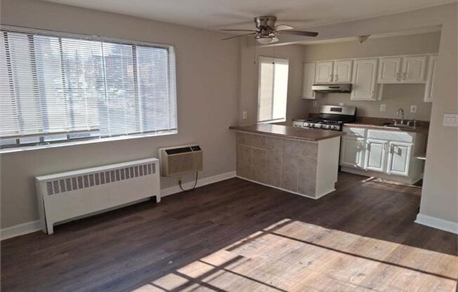 Top-Floor 2-Bedroom Condo in Southwest DC – Remodeled & Move-In Ready