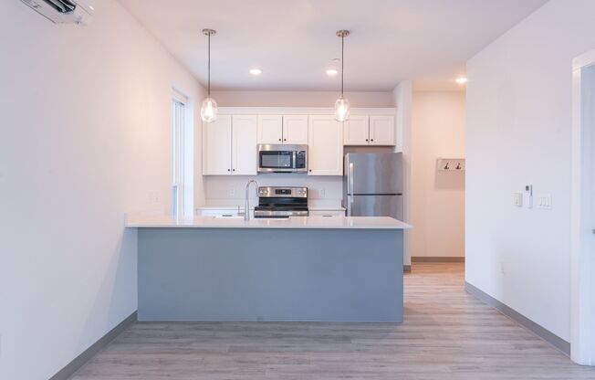 1 bed, 1 bath, 583 sqft, $2,175, Unit 401