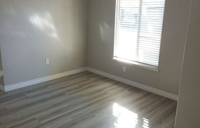 2 beds, 2 baths, 1,137 sqft, $1,599, Unit Las Vegas Blvd. 1239