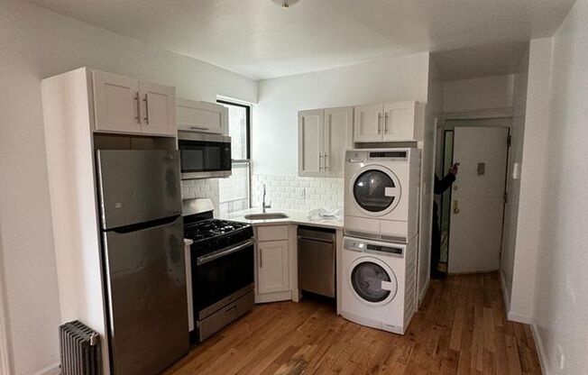 SCG 490, LLC. - 490 E. 189th Street