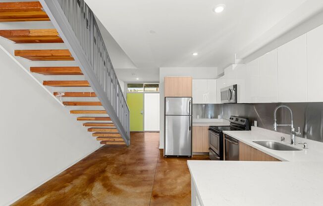 2 beds, 2 baths, 1,012 sqft, $3,195, Unit 322