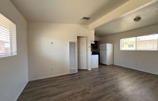 1 bed, 1 bath, $825, Unit 2