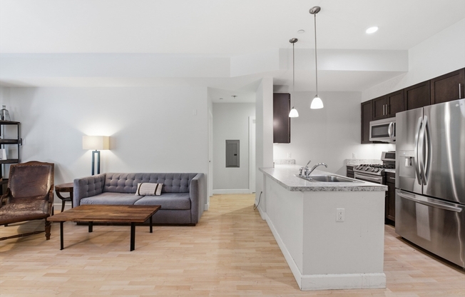 2 beds, 1 bath, 939 sqft, $3,475, Unit 106