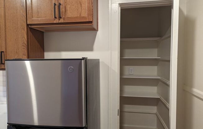 Studio, 1 bath, 357 sqft, $1,010, Unit 403 (AMI)