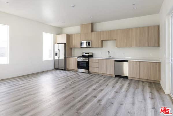 3210 1/2 VERDUGO RD