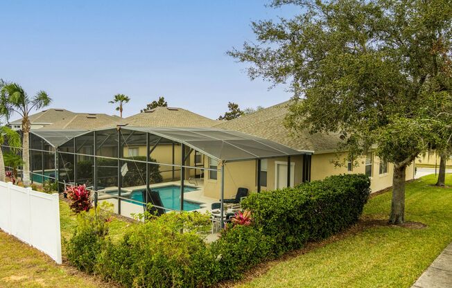 4 Bedroom 5 Bathroom in Haines City.