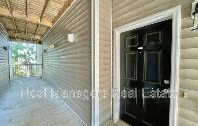 635 MARSHTREE LN
