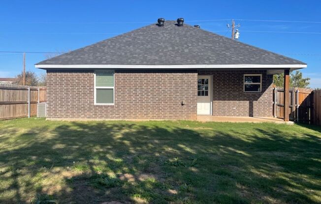 3 beds, 2 baths, $1,700