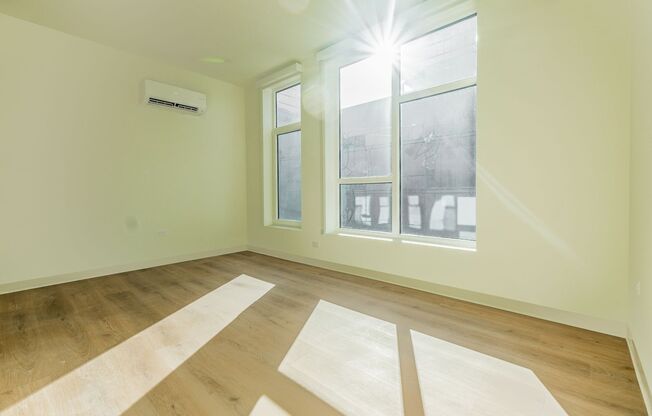 1 bed, 1 bath, 389 sqft, $2,575, Unit 310