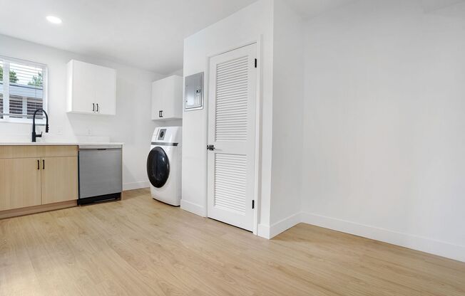 2 beds, 1 bath, 750 sqft, $1,595, Unit 1862-1