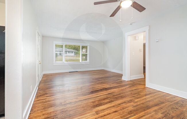 Charming 3BR/1BA Ranch Home with Fenced Backyard & Screened Porch