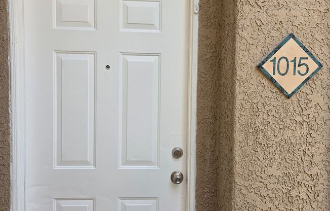 3 beds, 3 baths, $1,850, Unit Unit 1015 UNIT B BLDG 7