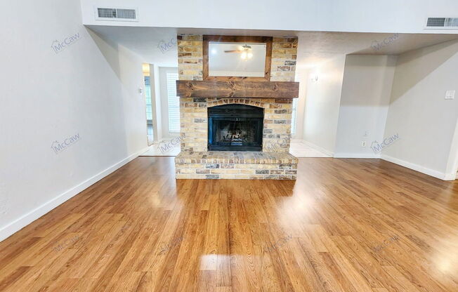 3905 WINDFLOWER LN