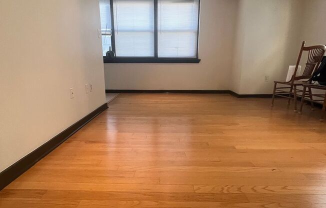 1 bed, 1 bath, $1,875