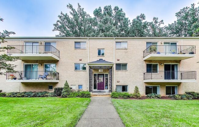 Spacious Parkside Condo with All Utilities Included