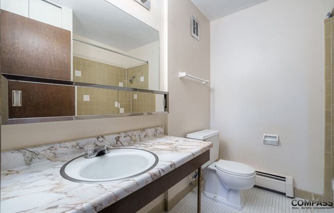 2 beds, 1.5 baths, 884 sqft, $1,275, Unit 311