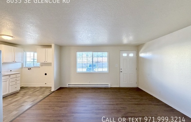 8035 SE GLENCOE RD