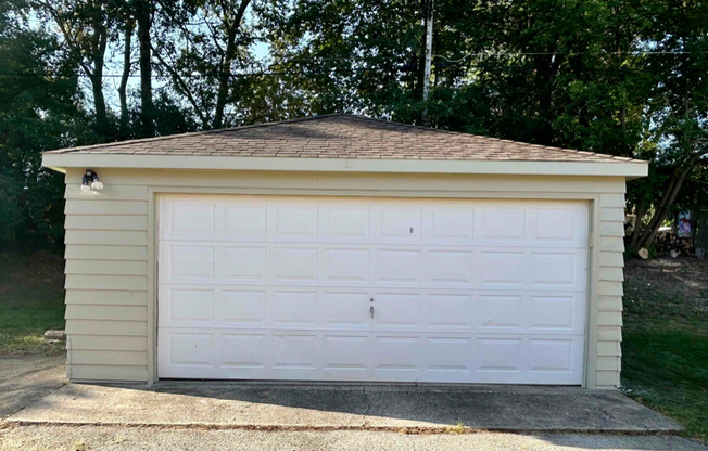 1121 SMT AVE