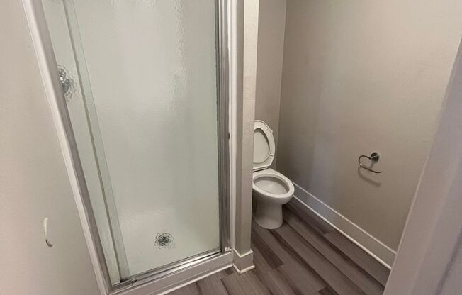 2 beds, 2 baths, 1,015 sqft, $2,795, Unit 215