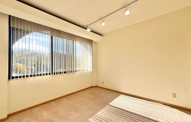 2 beds, 2 baths, 1,100 sqft, $1,795, Unit 301