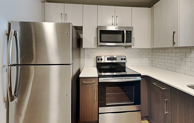 880 North Highland Ave NE